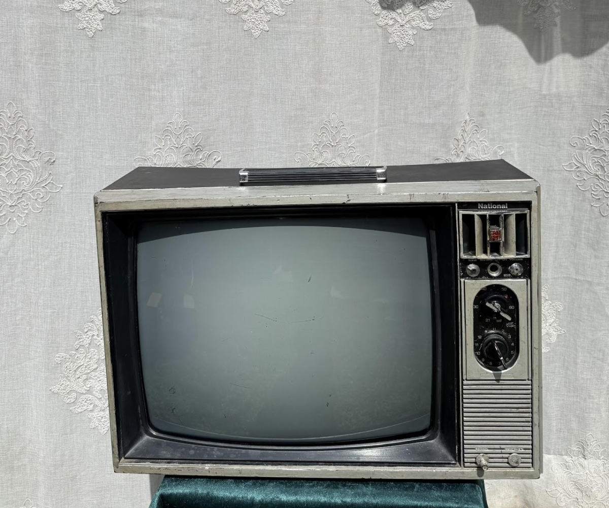 National Ranger TR-505 Portable Television National Ranger TR-505 Portable Television - Image 1