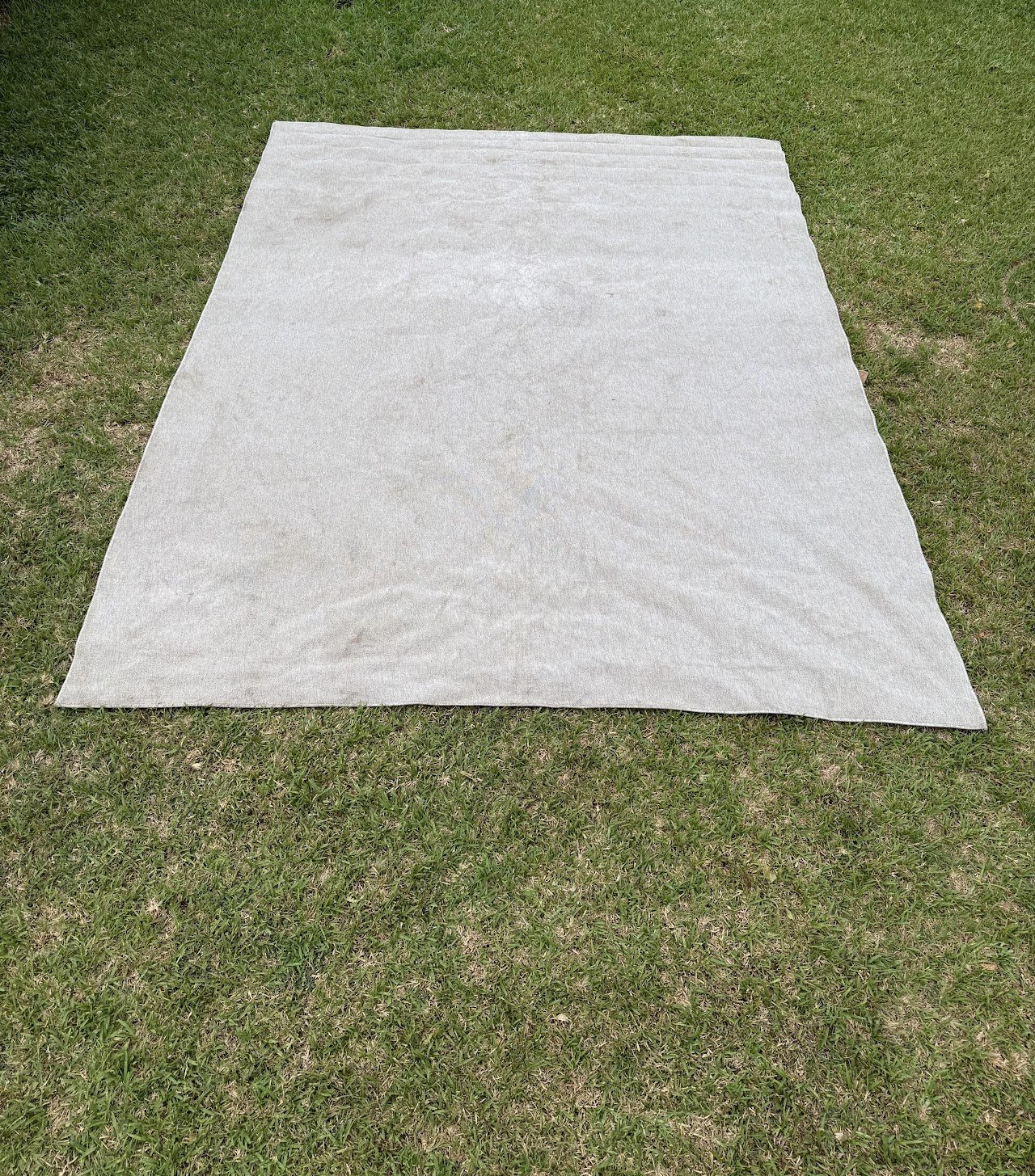 Off-White Area rug Off-White Area rug - Image 1