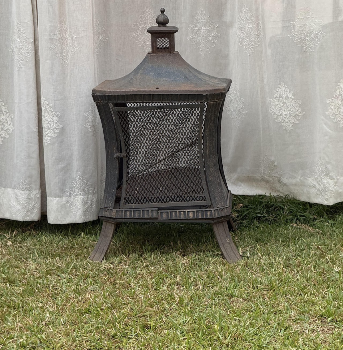 Outdoor Fire Pit - Image 1