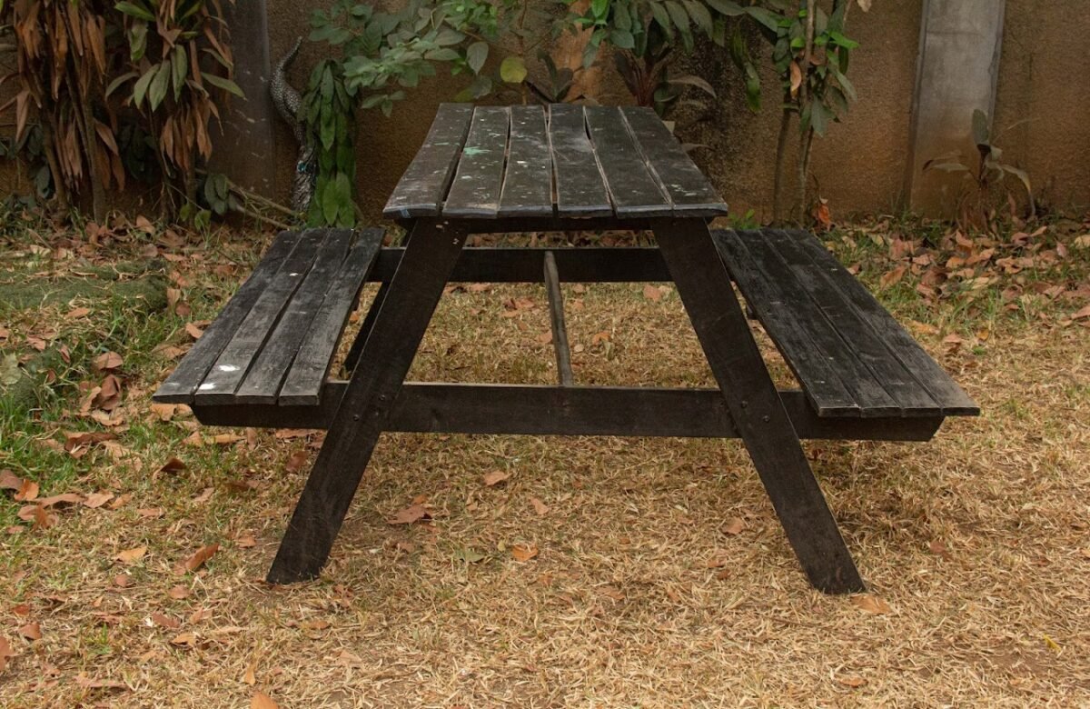 Picnic Table with seat - Image 2