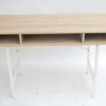 Reading table