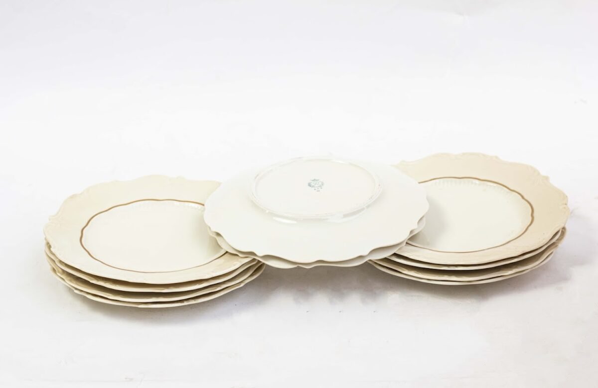 Scalloped plates Scalloped Plates - Image 1