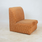 Slipper chair