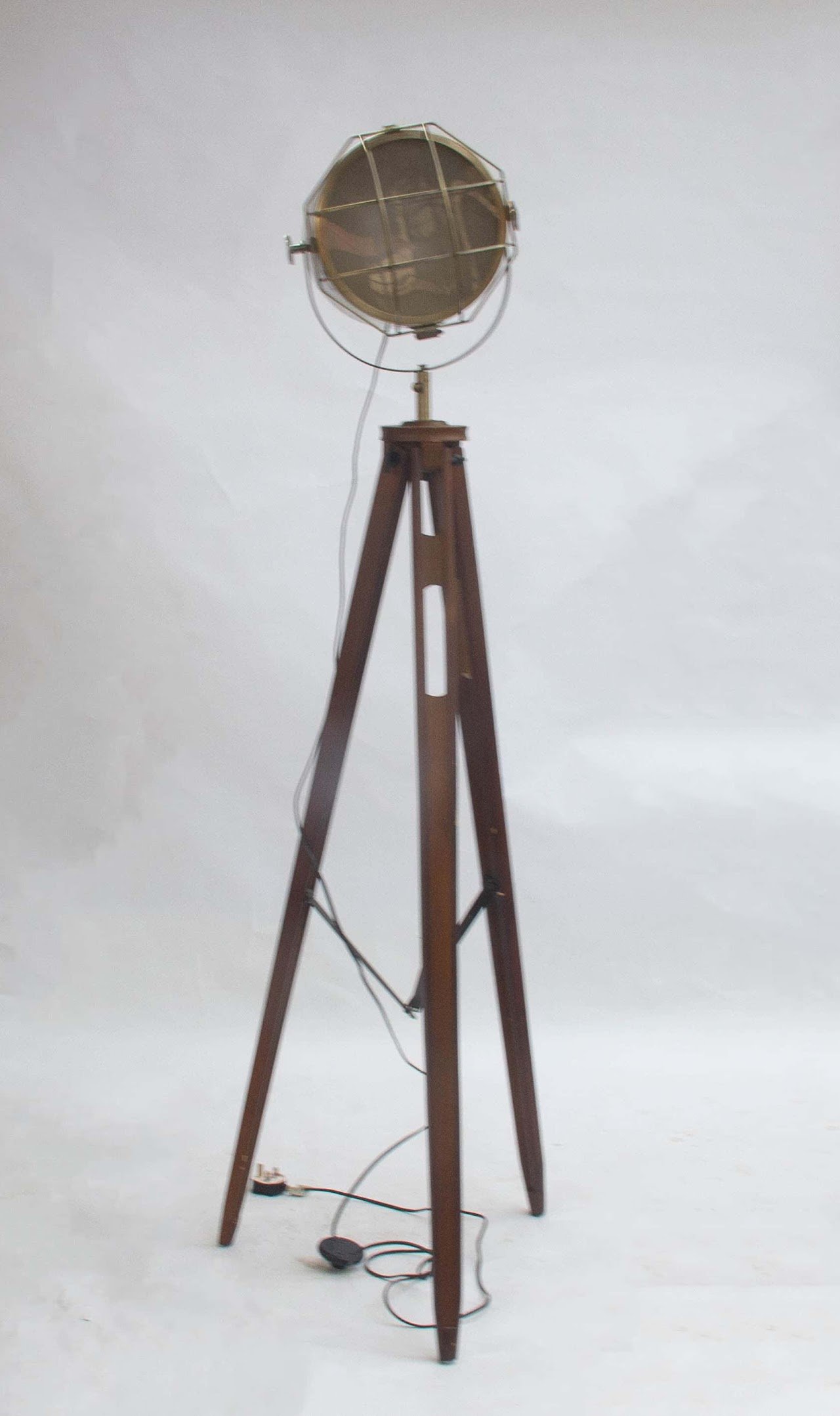 Spotlight Tripod floor lamp Spotlight Tripod floor lamp - Image 1