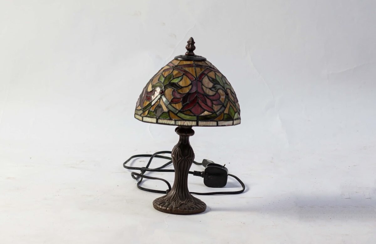 Style floral table lamp Style floral table lamp - Image 1