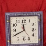 Sunikko Square Quartz Wall Clock