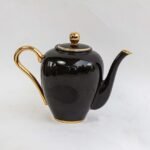 Tea pot