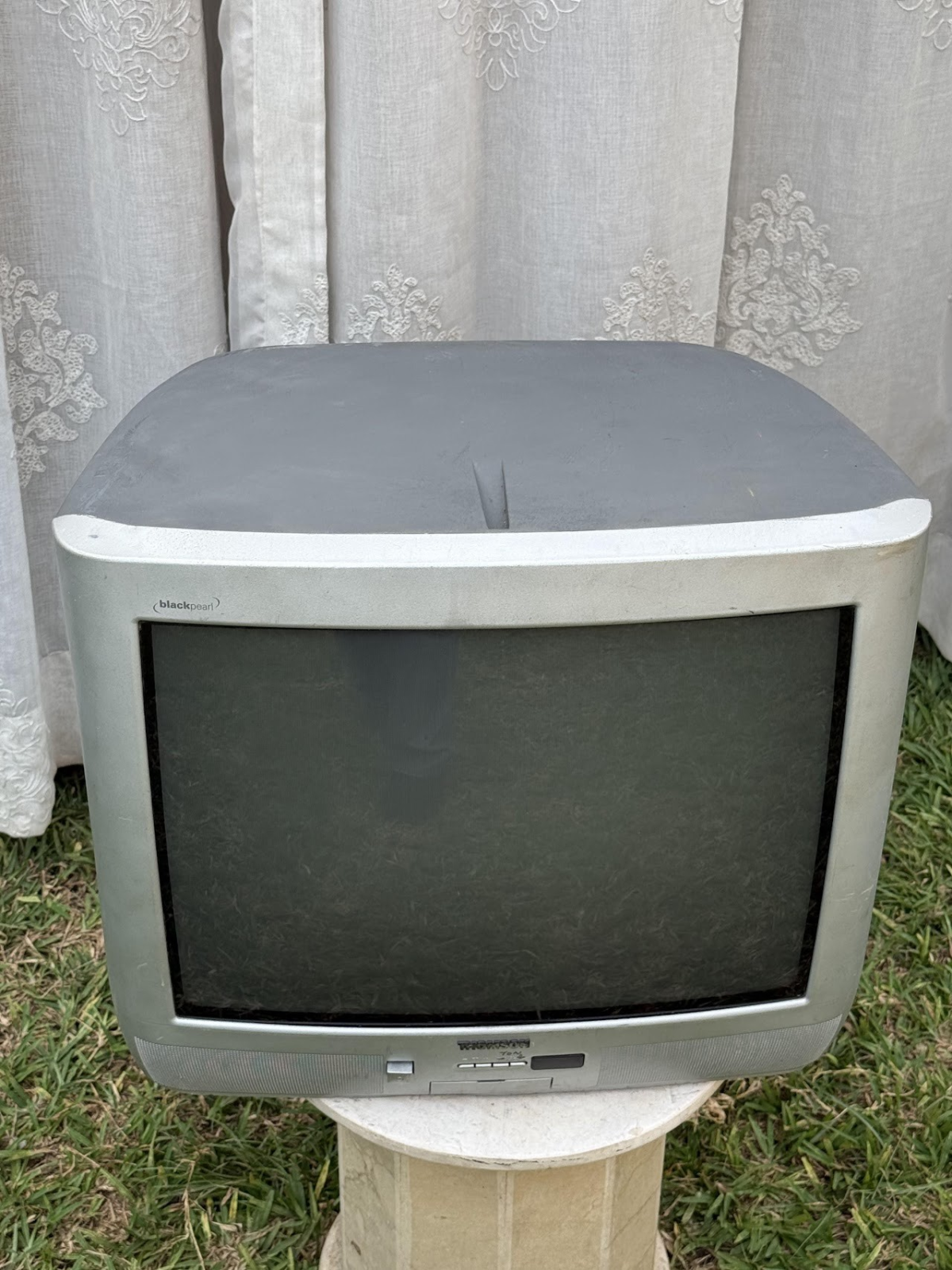 Thomson BlackPearl CRT Television. Thomson Black Pearl CRT Television - Image 1