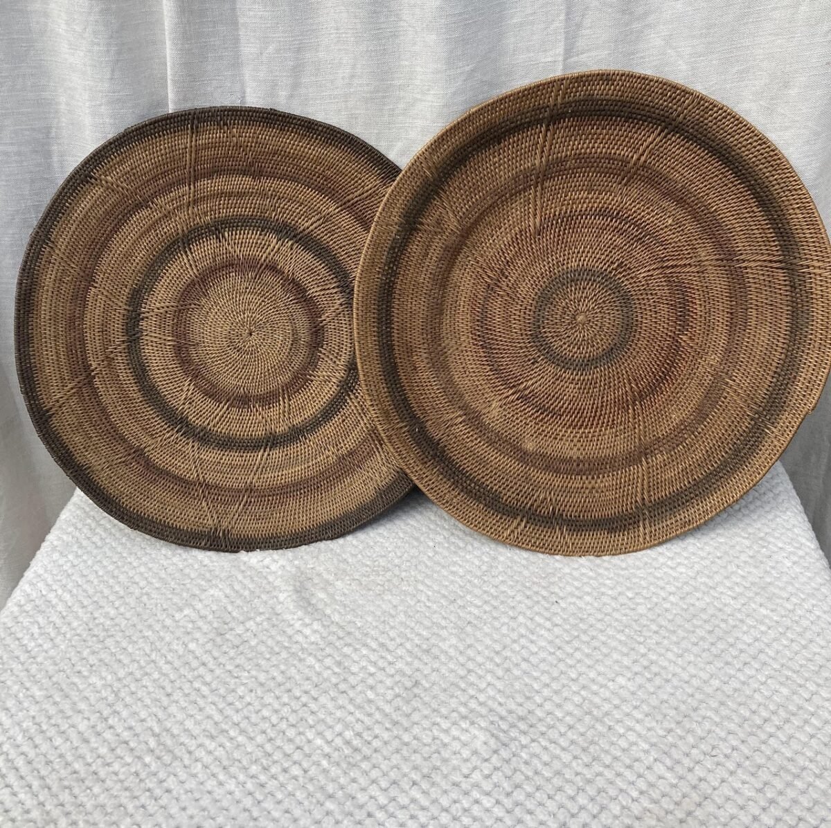Tutsi tight weave flat baskets Tutsi tight weave flat baskets - Image 1