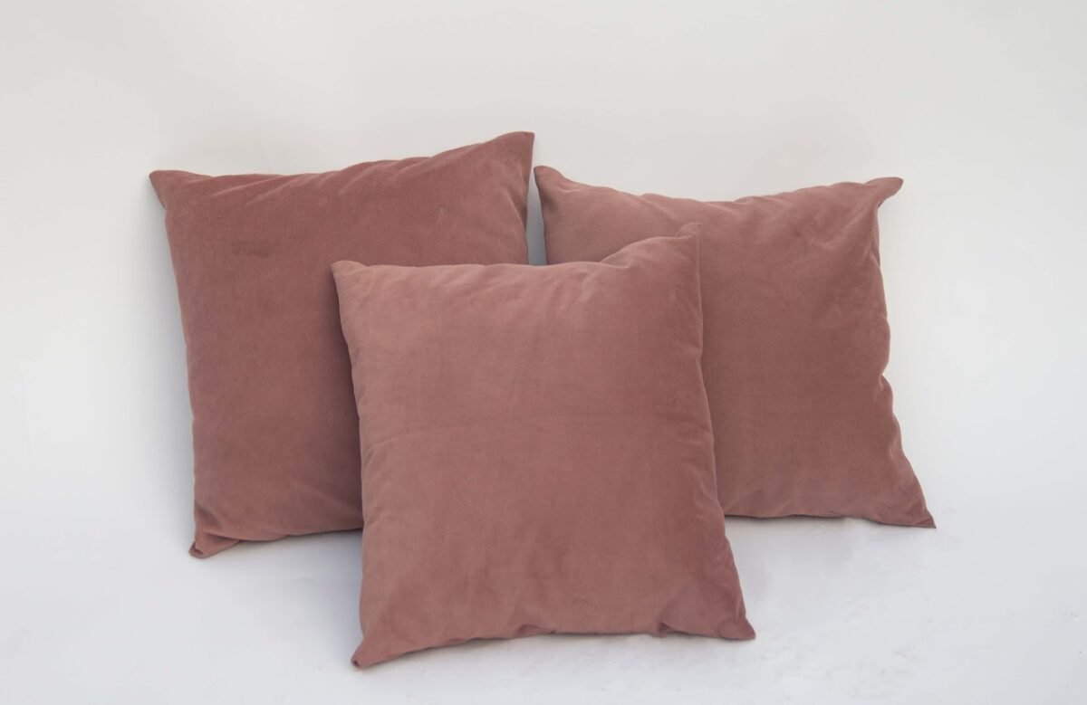 Velvet throw pillow Velvet Throw Pillow - Image 1