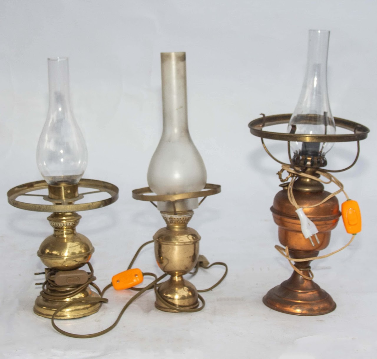 Victorian brass lamp - Image 2