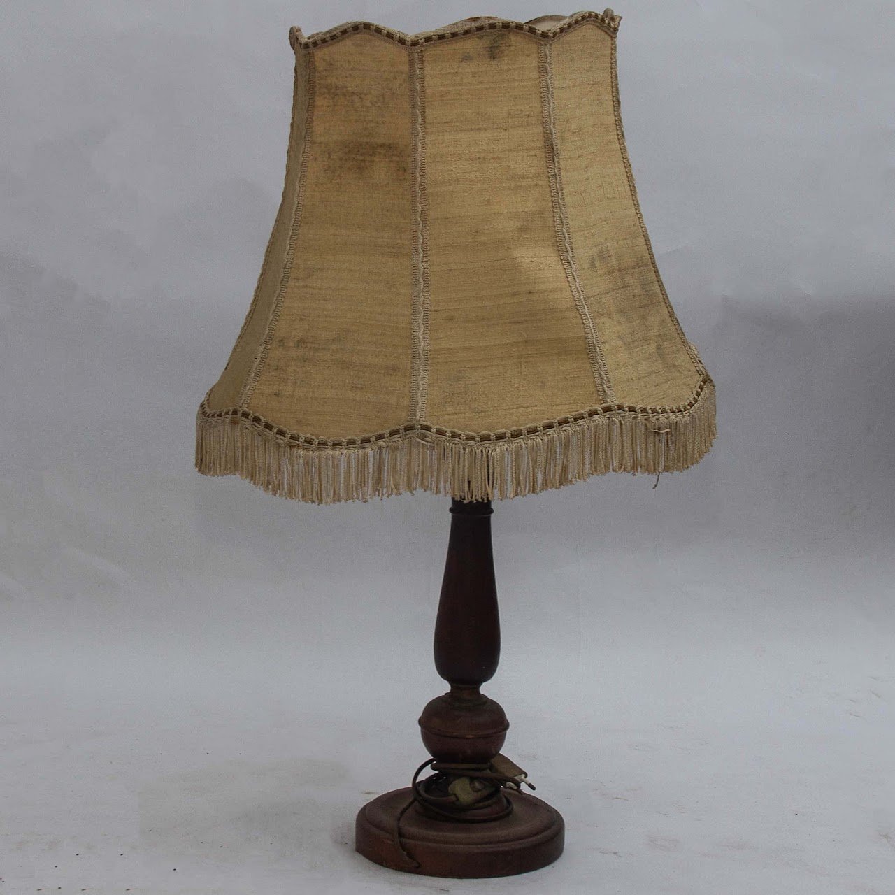 Victorian table Lamp 44 Victorian table Lamp - Image 1