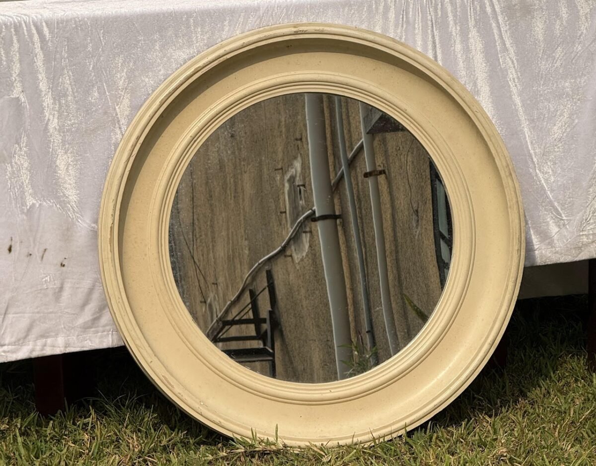 Vintage Round Mirror Vintage Round Mirror - Image 1