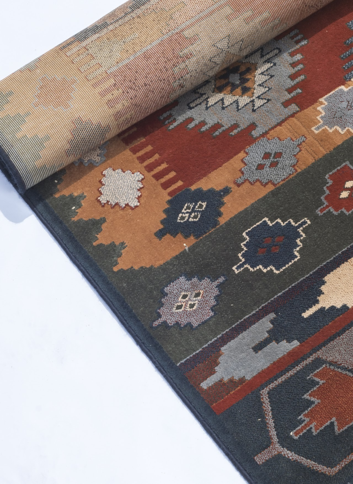 Vintage Turkish Kilim Rug Vintage Turkish Kilim Rug - Image 1