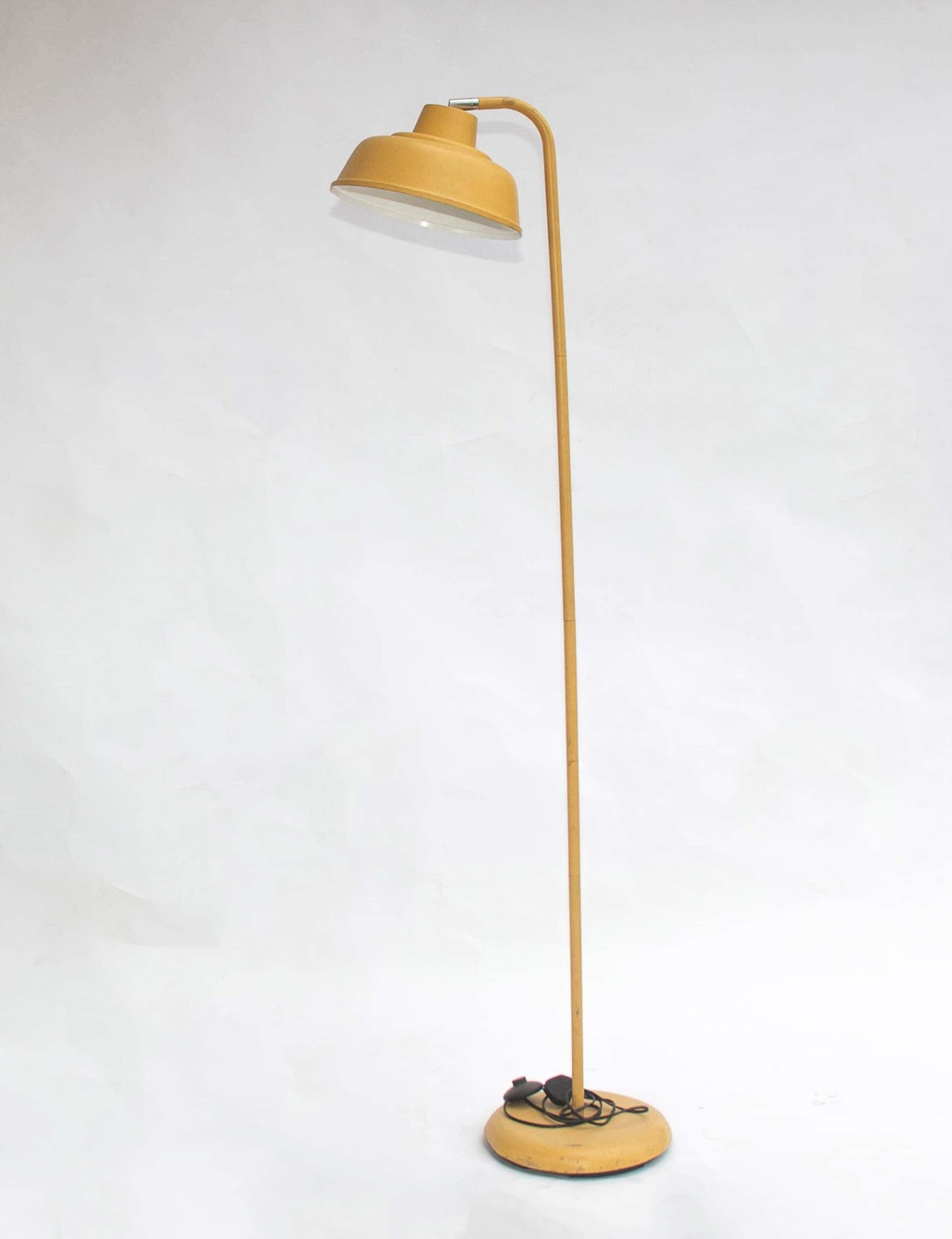 Vintage angle floor lamp Vintage angle floor lamp - Image 1