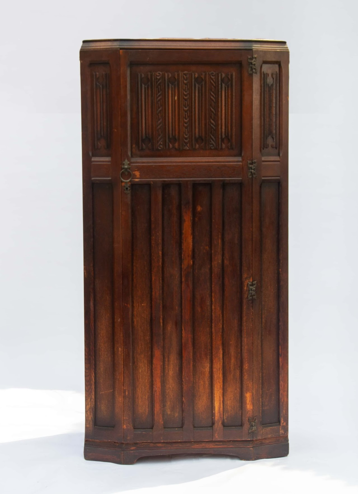 Vintage coat closet2 Vintage coat closet - Image 1