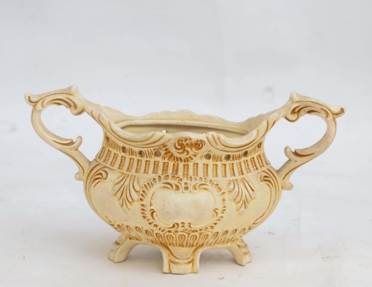 Vintage serving dish Vintage Serving Dish - Image 1