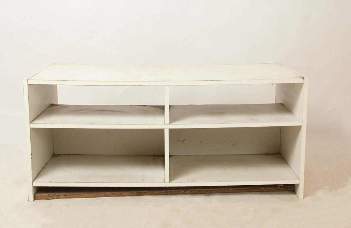 White wooden storage shelf - Image 1