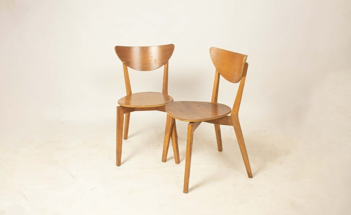 Wooden dining table and chairs - Image 2