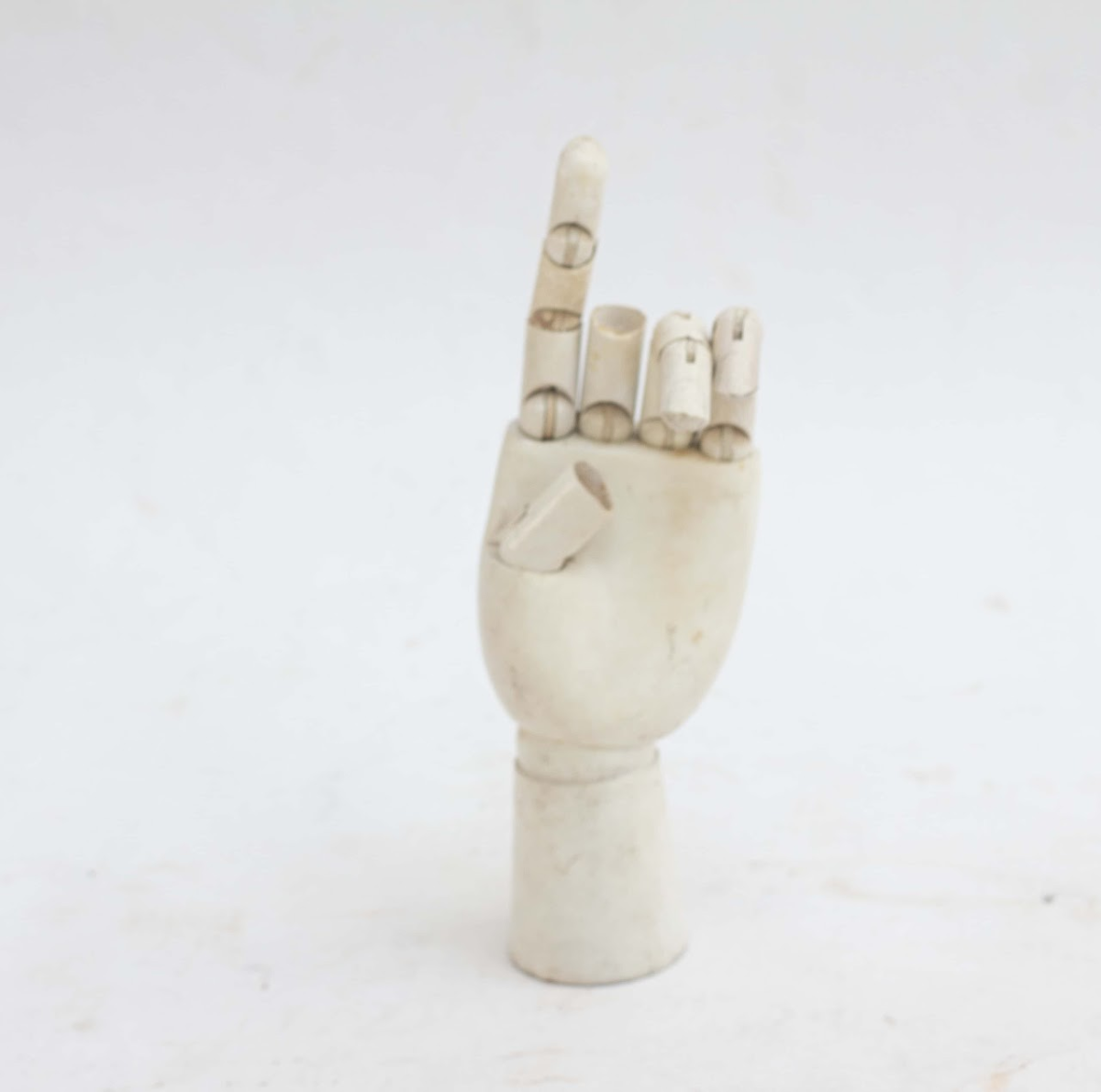 Wooden jewelry holder - Image 1