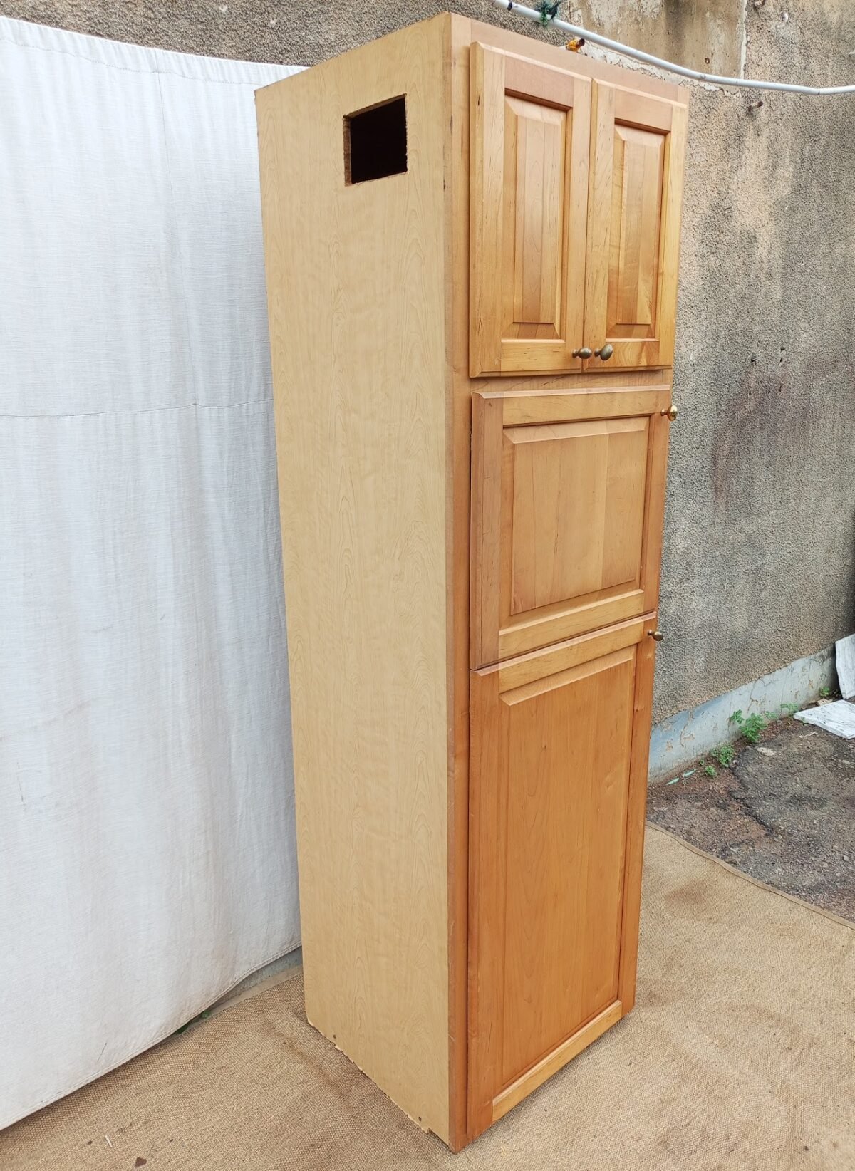 Wooden storage cabinet - Image 1
