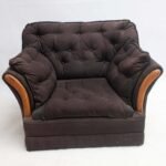 Single seater arm chair
