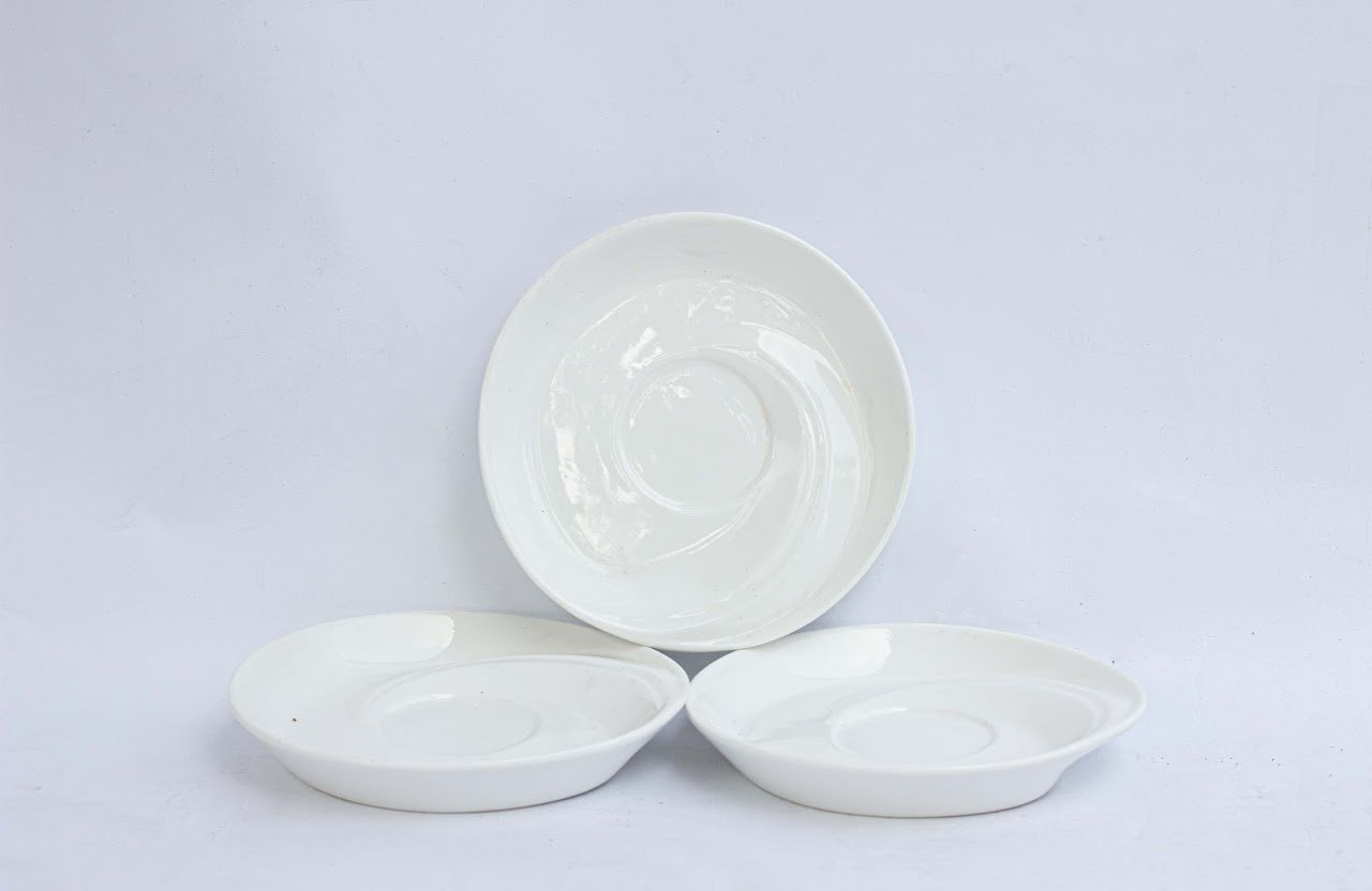 white Ceramic Dish white Ceramic Dish - Image 1