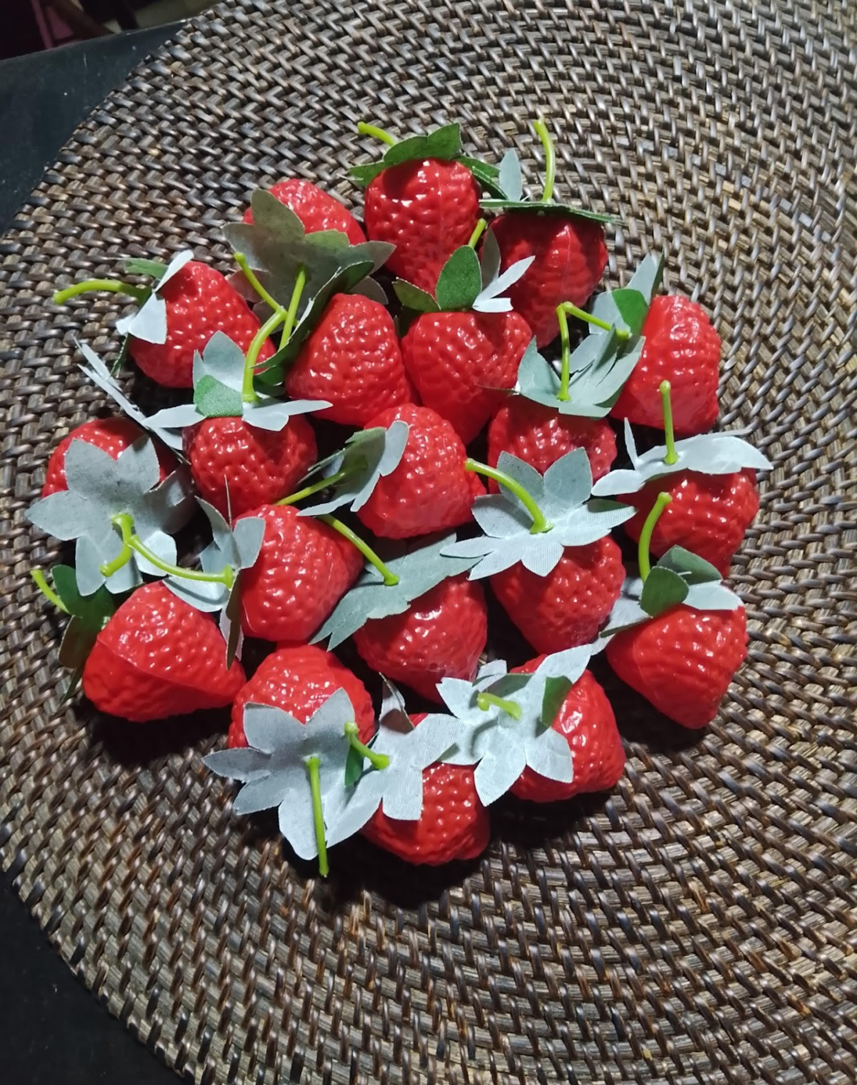 Artificial Strawberries Artificial Strawberries - Image 1