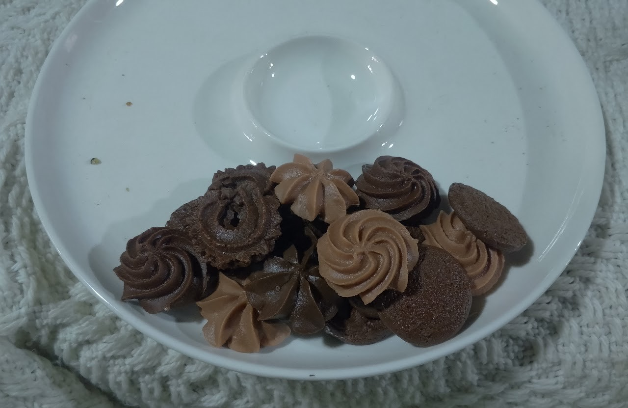 Fake cookies Fake Cookies - Image 1